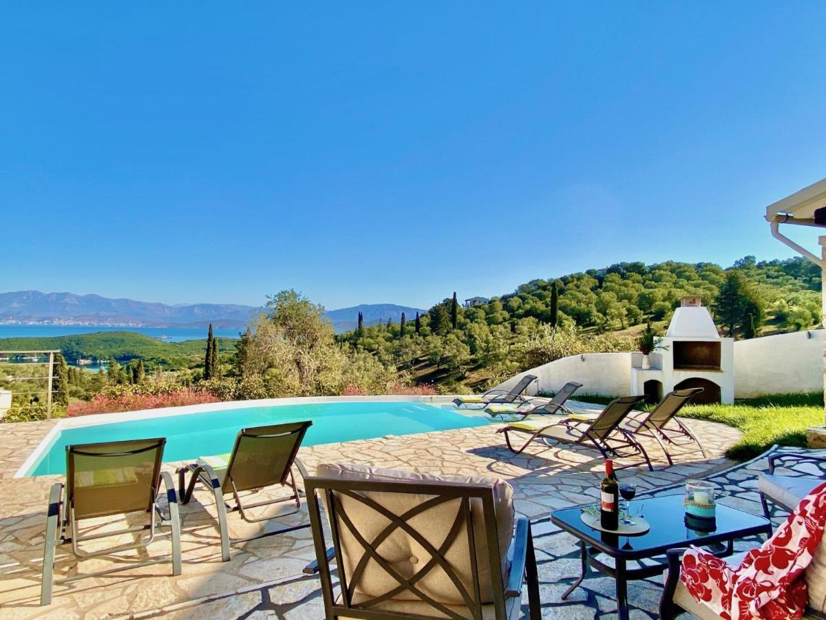 Luxury Artemisia With Private Pool Karyotikon