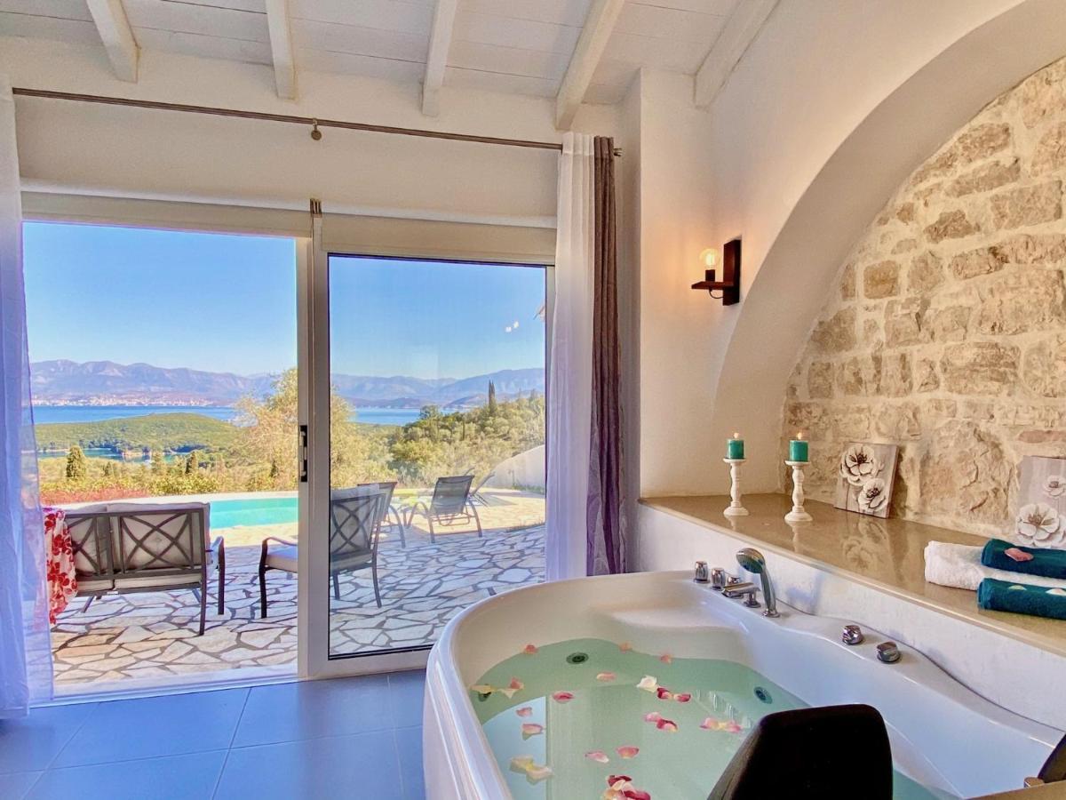 Luxury Artemisia With Private Pool