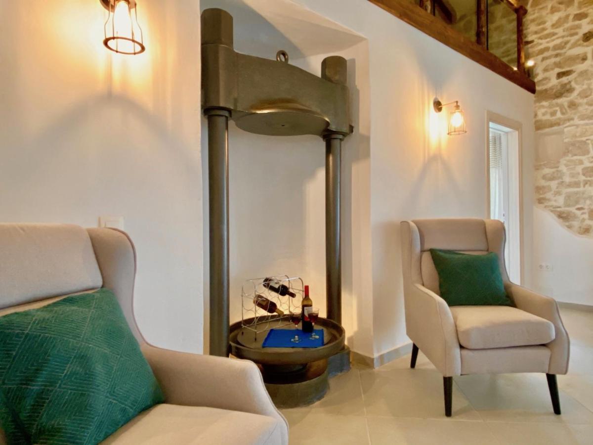 Luxury Artemisia With Private Pool * Karyotikon