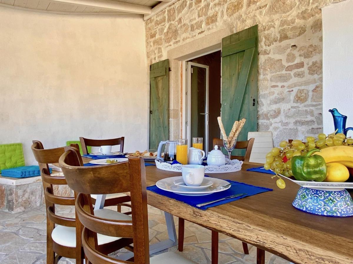 Luxury Artemisia With Private Pool Karyotikon